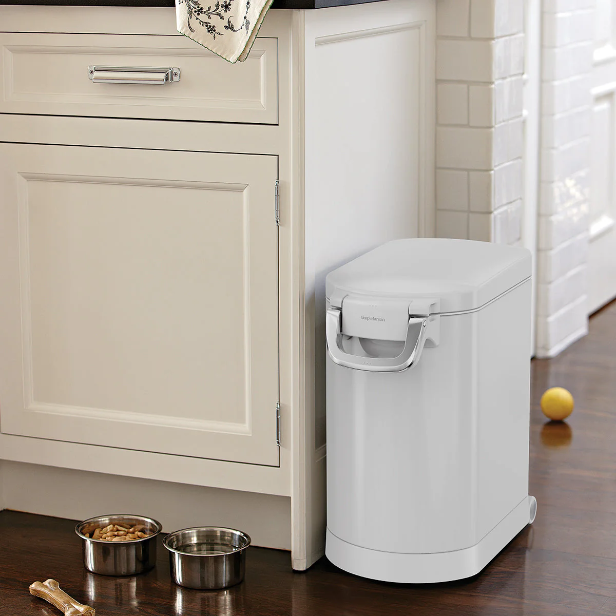 Medium, Pet Food Bin - Image 18