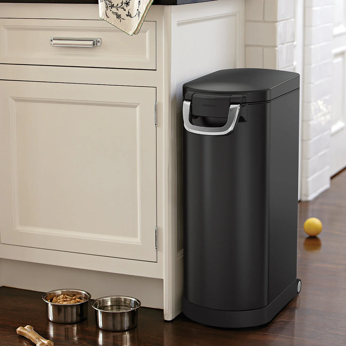 X-Large, Pet Food Bin - Image 13
